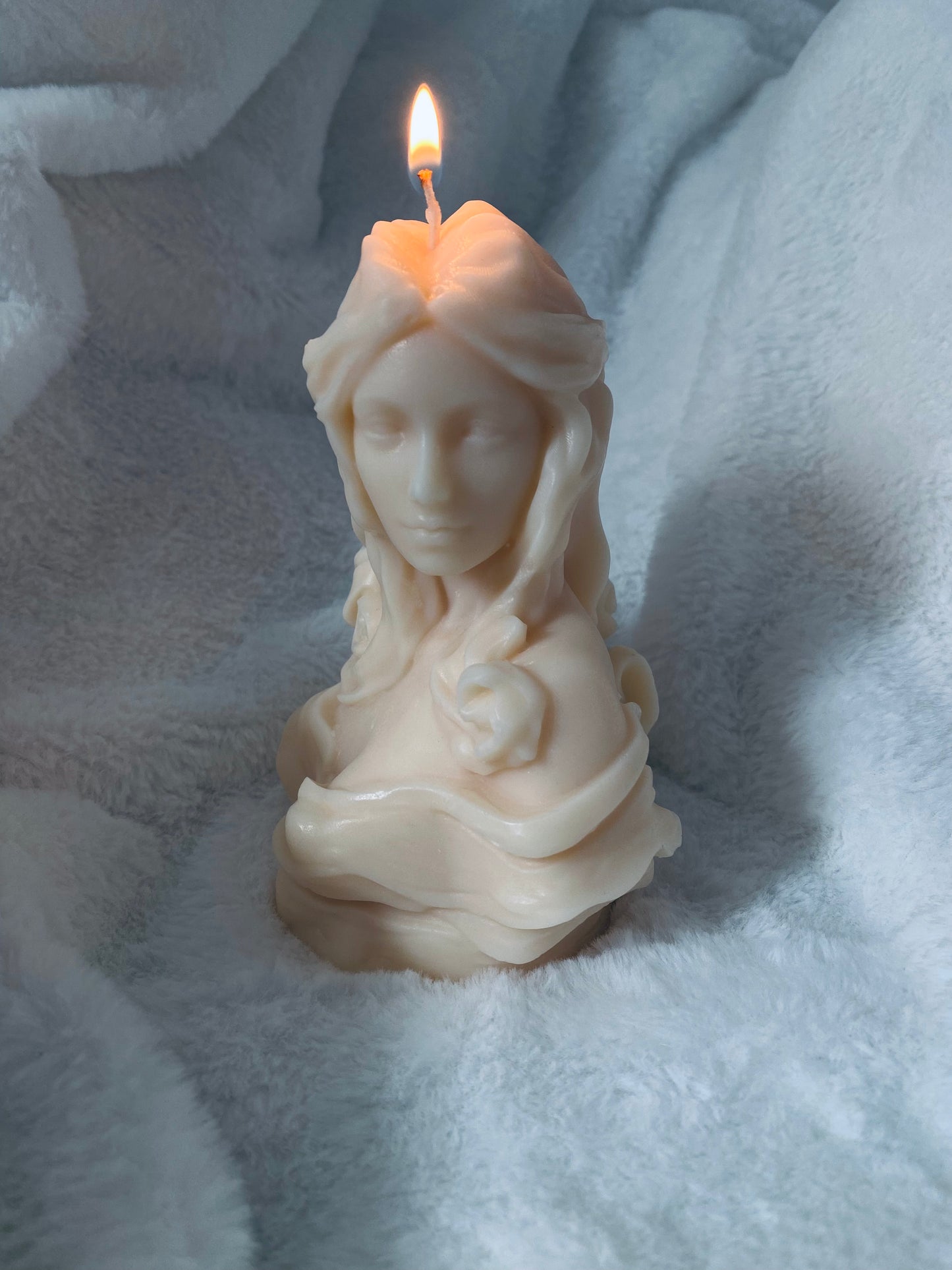 Bougie buste de femme | Buste Charlotte | Bougie sculptée | Bougie artistique | Bougie 15cm de hauteur