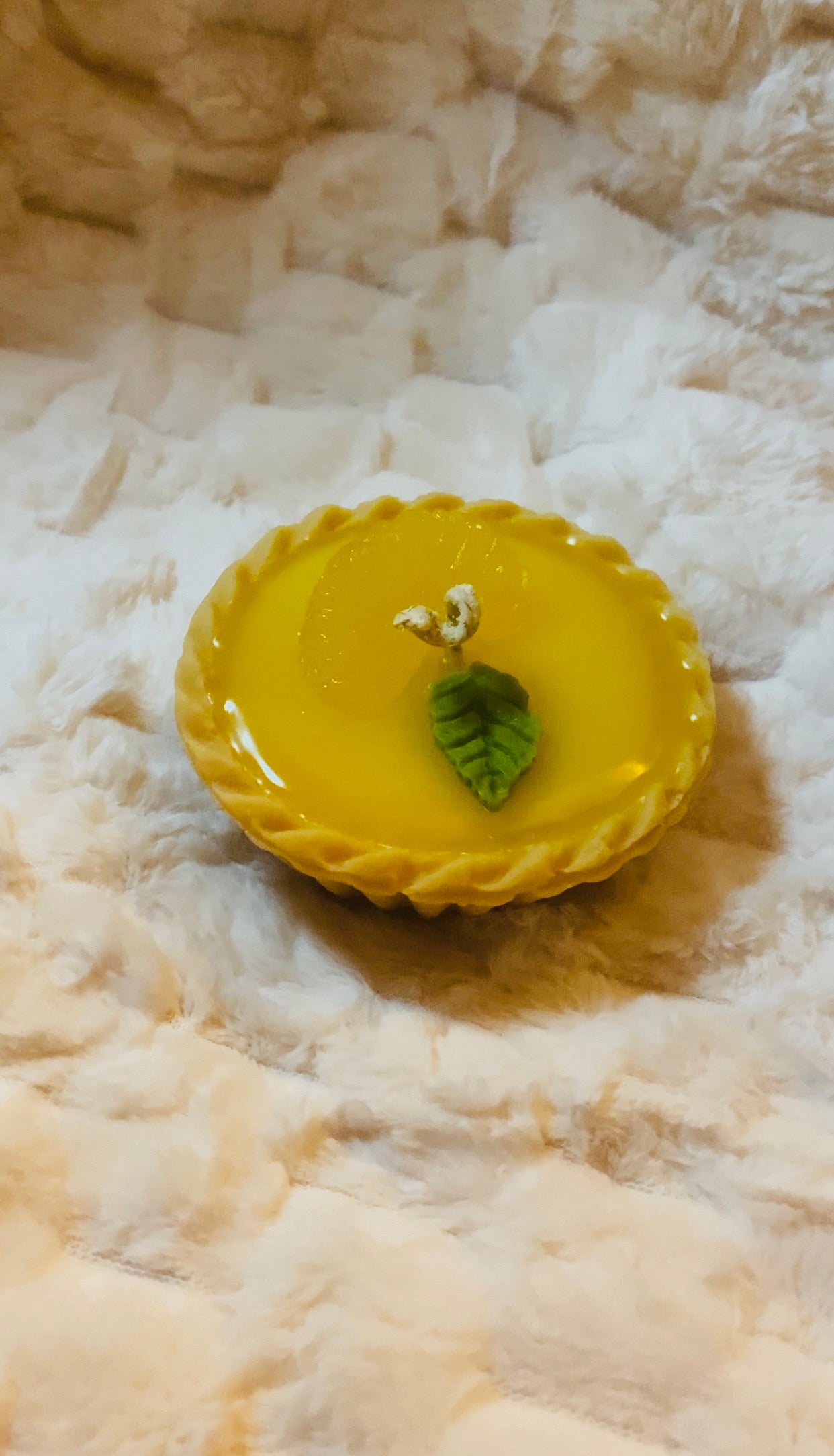 Bougie mini Tartelette au Citron Meringuée |Bougie Pâtisserie | Lemon Meringue Pie Candle | Bougie Gourmande | Bougie Leurre | Bougie décorative