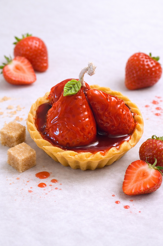 Bougie mini Tartelette à la fraise |Bougie Pâtisserie | Strawberry Pie Candle | Bougie Gourmande | Bougie Leurre | Bougie décorative